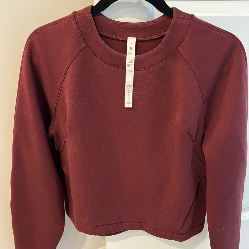 Lululemon Athletica Maroon Crewneck Top like new size 4